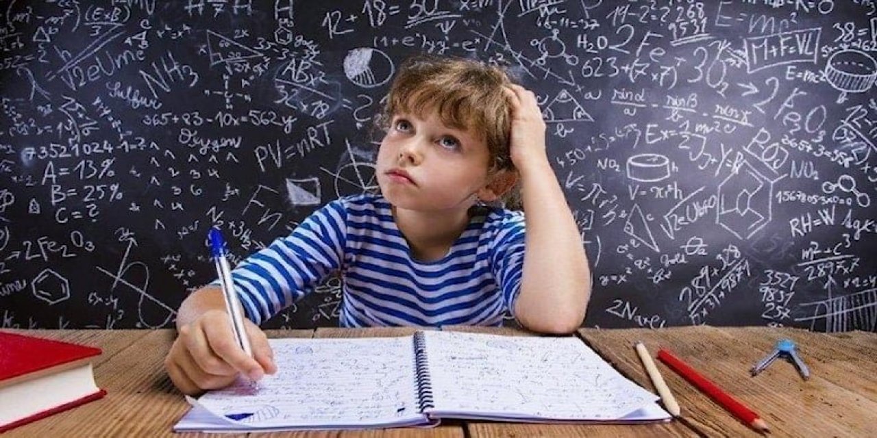 Çoklu Yabancı Dil Uygulaması Sebebiyle Öğrenciler Okuldan Daha Geç Çıkacak