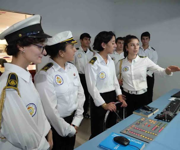 O Meskek Liselerinden Mezun Olanlar Dolarla Maaş Alıyor